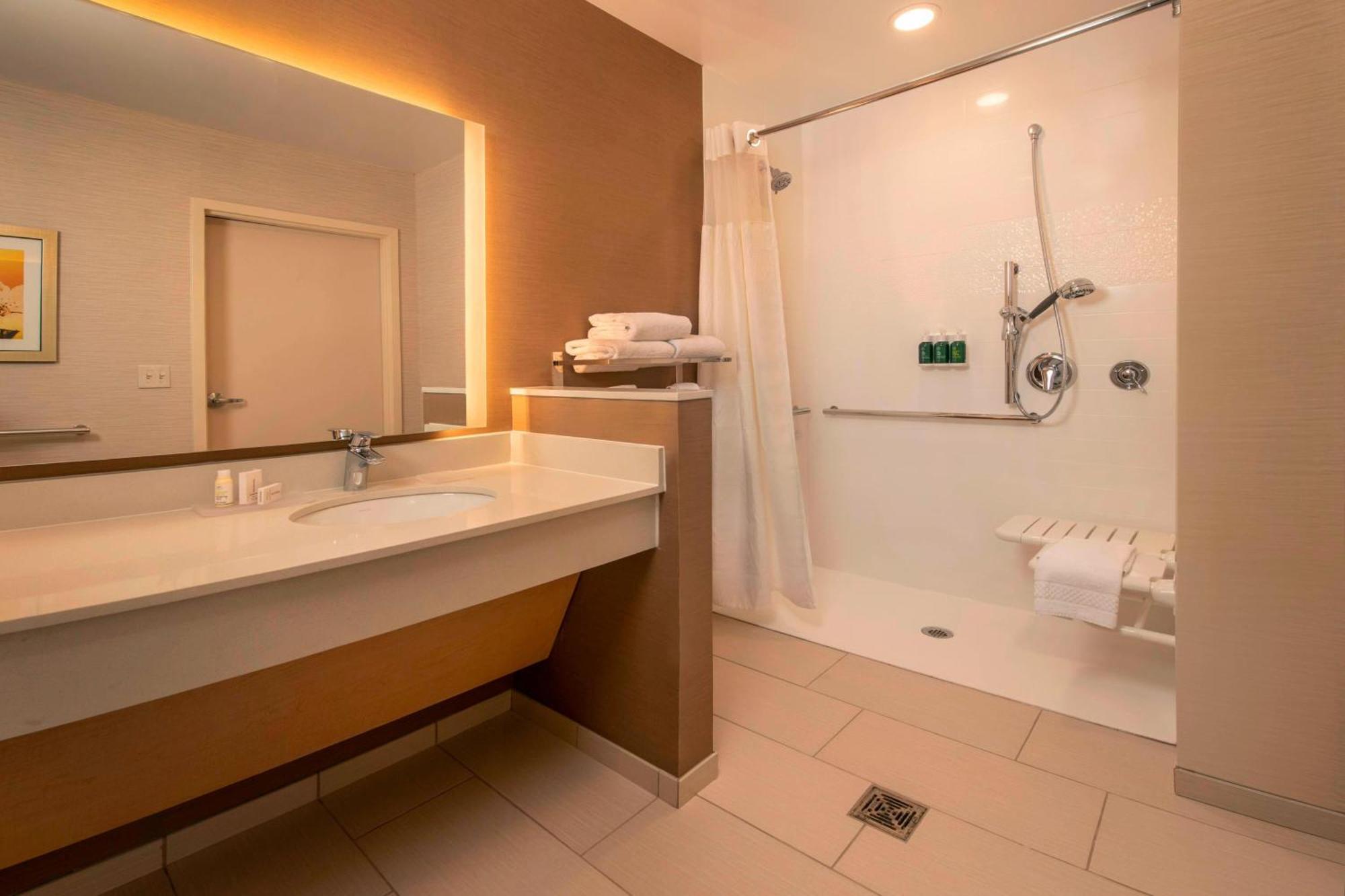Fairfield Inn & Suites By Marriott Harrisburg International Airport Middletown  Dış mekan fotoğraf
