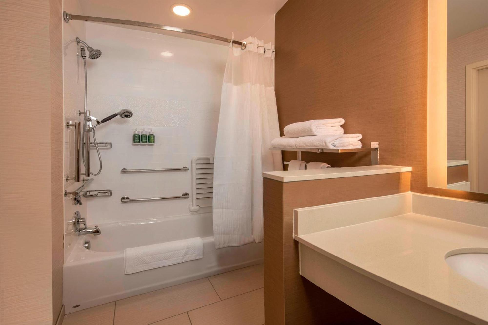 Fairfield Inn & Suites By Marriott Harrisburg International Airport Middletown  Dış mekan fotoğraf